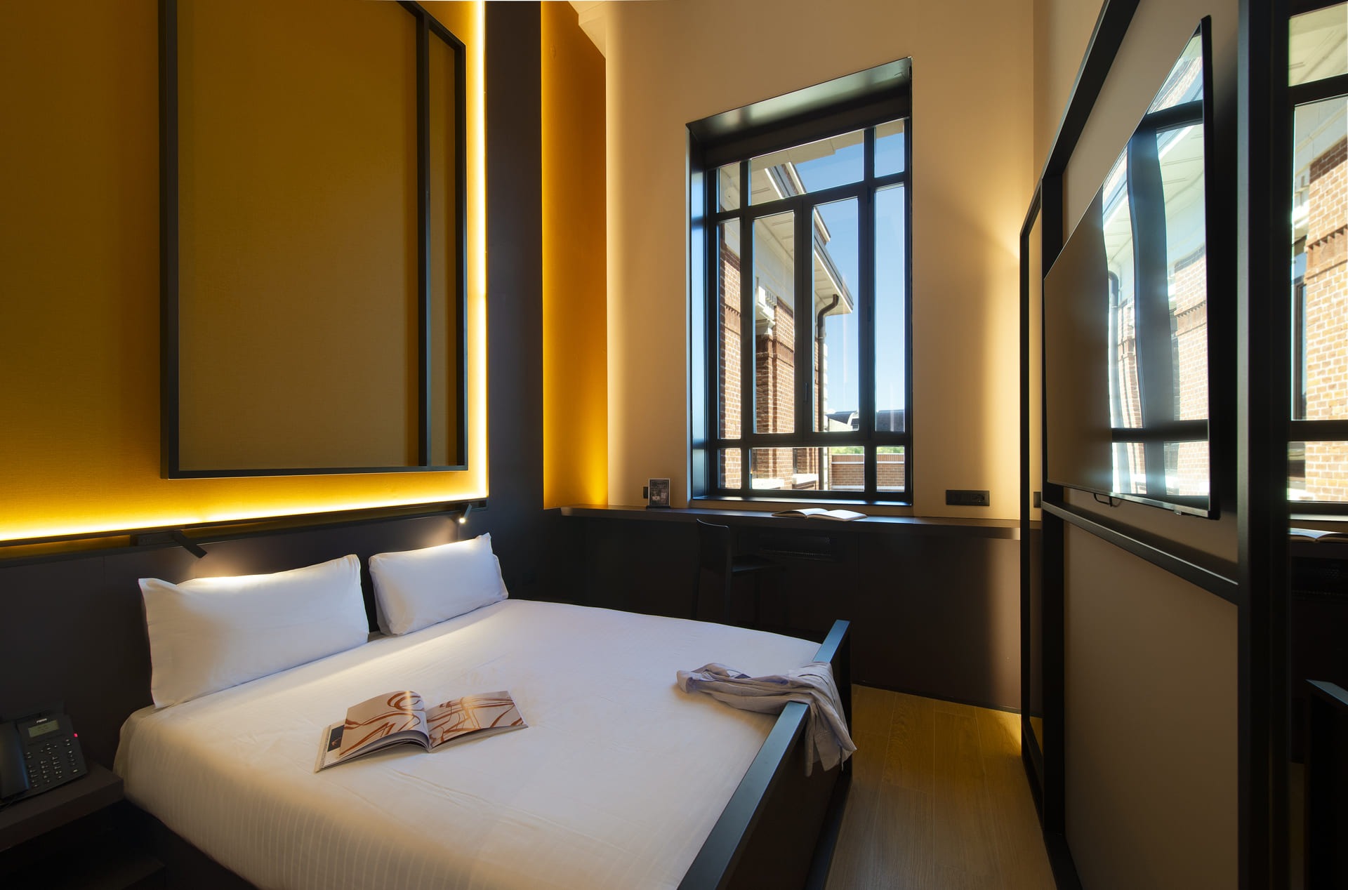 Camera Matrimoniale - Breda Suites Hotel Milano